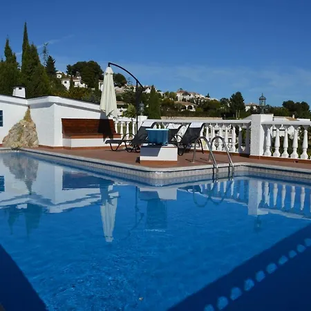 Villa Los Arcos